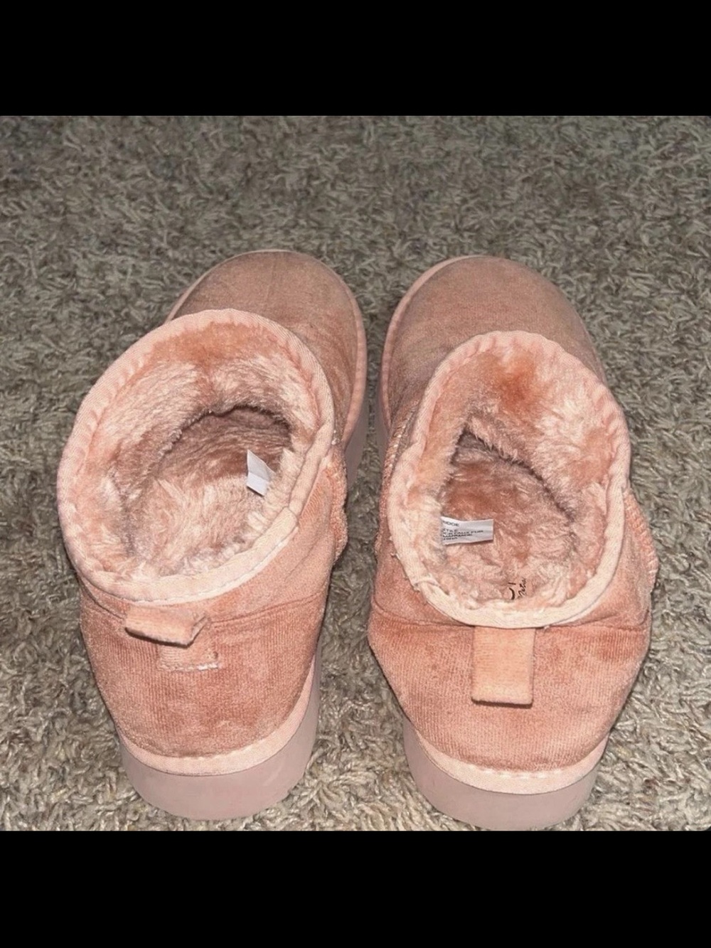 UGG Women's Short Shearling Lined Ankle Boots in Blush Pink - Picture 2 of 3